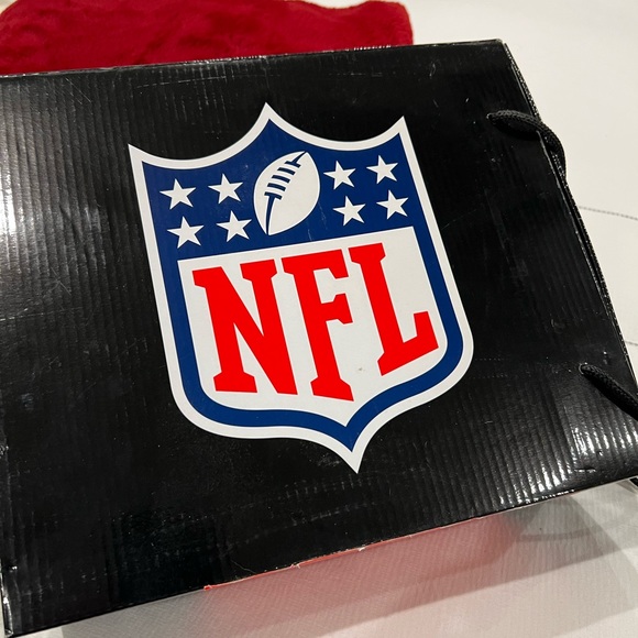 New England Patriots wedges. Size 8.5 - Picture 5 of 7